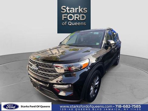 Certified 2023 Ford Explorer XLT w/ Equipment Group 202A AWD/4WD image 1