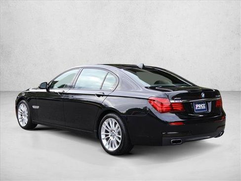 Used 2015 BMW 750Li xDrive AWD/4WD image 10
