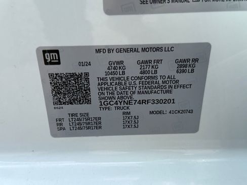 Used 2024 Chevrolet Silverado 2500 LT AWD/4WD image 27