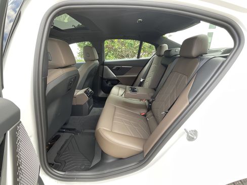 New 2026 BMW 530i w/ Premium Package image 26