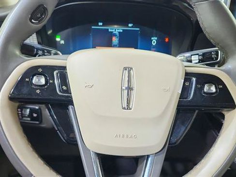 Used 2023 Lincoln Corsair FWD image 14
