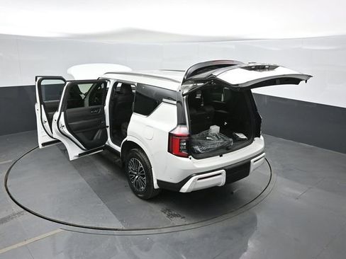 New 2025 Nissan Armada SL w/ Captain's Chari Seat Package image 70