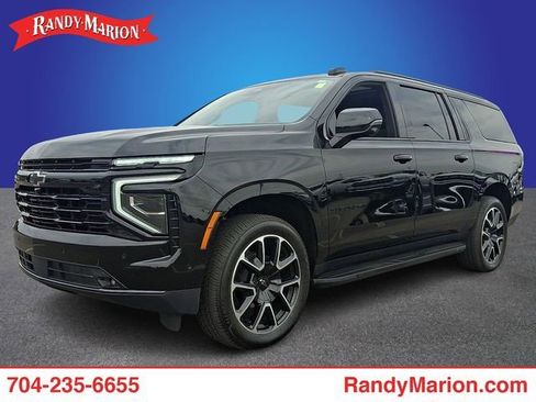 Certified 2025 Chevrolet Suburban RST w/ Comfort Package image 1