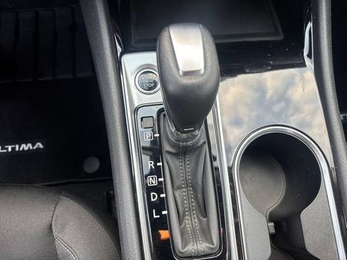 Used 2022 Nissan Altima 2.5 SV w/ SV Premium Package FWD image 34