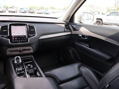 Used 2023 Volvo XC90 B6 Ultimate w/ Protection Package Premier AWD/4WD image 31