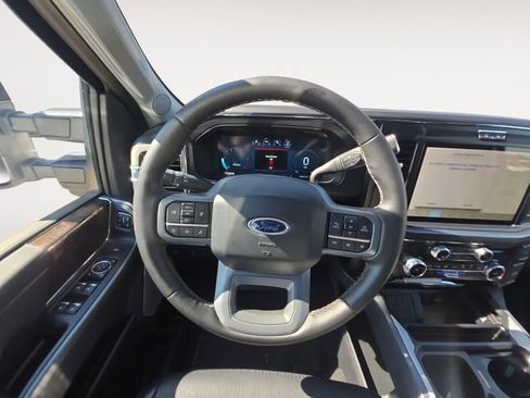 Certified 2025 Ford F350 Lariat w/ FX4 Off-Road Package AWD/4WD image 12