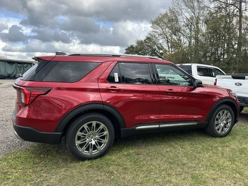 New 2026 Ford Explorer Platinum image 10