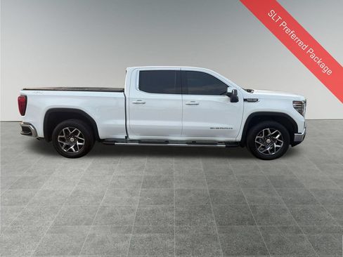 Used 2025 GMC Sierra 1500 SLT w/ SLT Premium Package AWD/4WD image 7