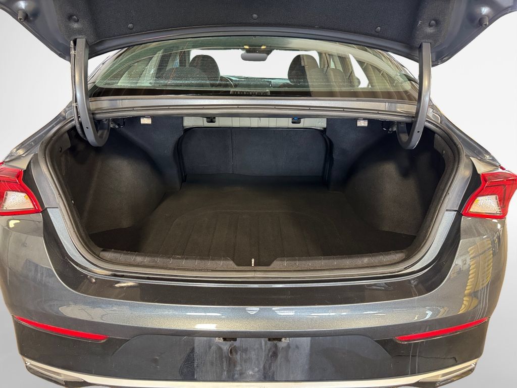 Used 2021 Kia K5 LXS FWD image 25