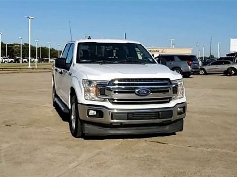 Used 2019 Ford F150 XLT image 3