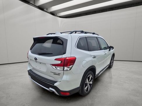 Used 2019 Subaru Forester Touring AWD/4WD image 5