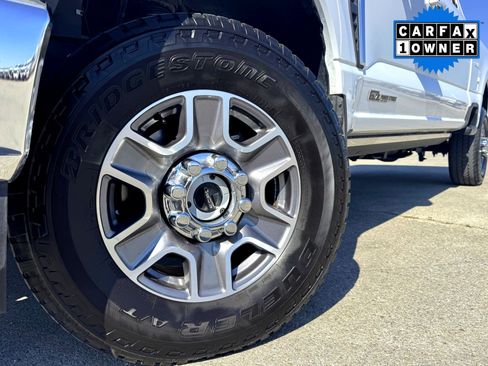 Used 2024 Ford F350 Lariat w/ Lariat Ultimate Package image 2