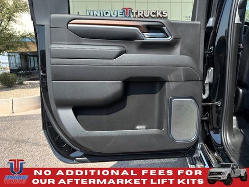 Used 2024 GMC Sierra 2500 Denali w/ Denali Reserve Package AWD/4WD image 23