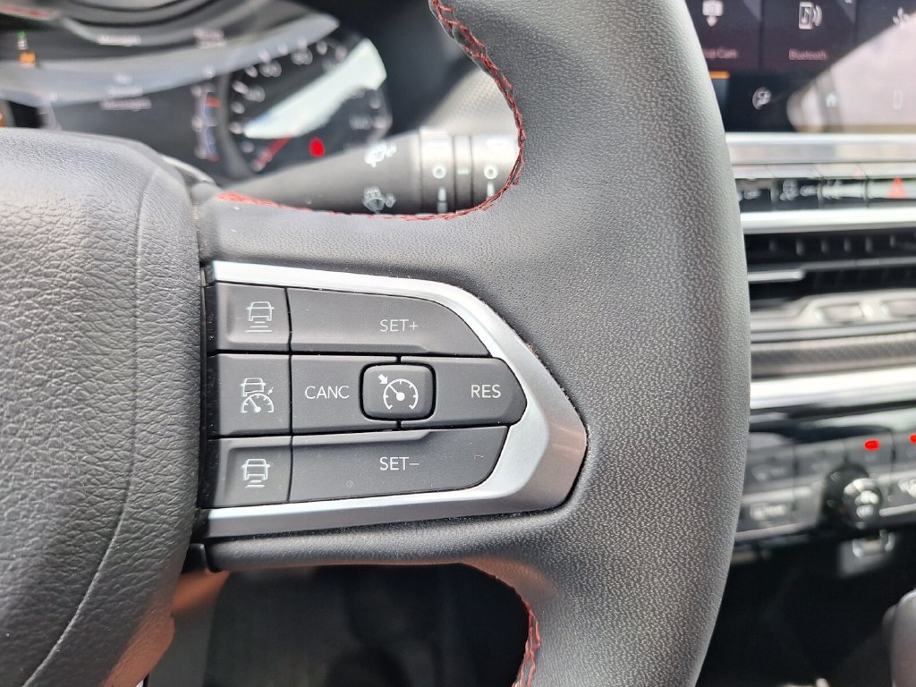 Used 2024 Jeep Compass Trailhawk AWD/4WD image 22