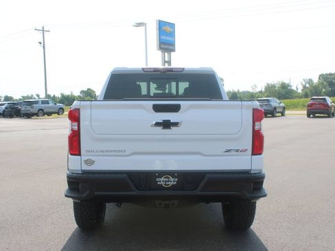 New 2026 Chevrolet Silverado 1500 ZR2 AWD/4WD image 8