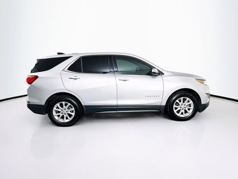 Used 2018 Chevrolet Equinox LT FWD image 10