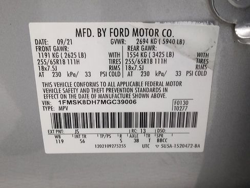 Used 2021 Ford Explorer XLT w/ Equipment Group 202A AWD/4WD image 33