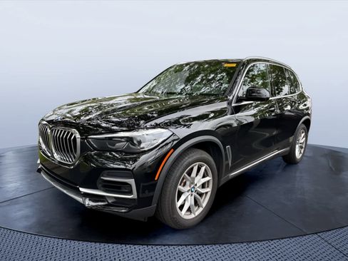 Certified 2023 BMW X5 sDrive40i w/ Parking Assistance Package RWD image 3