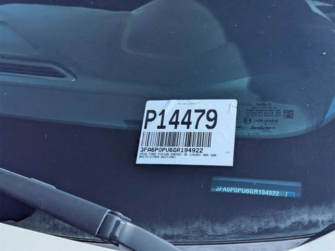 Used 2016 Ford Fusion Energi SE image 28