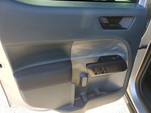 Used 2022 Ford Maverick XL image 16