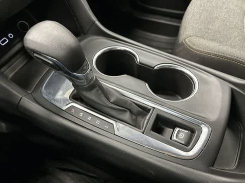 Used 2023 Chevrolet Equinox LT FWD image 24