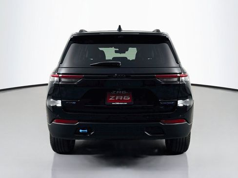 Used 2023 Jeep Grand Cherokee Trailhawk w/ Luxury Tech Group III AWD/4WD image 4