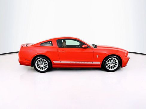 Used 2013 Ford Mustang Premium RWD image 9