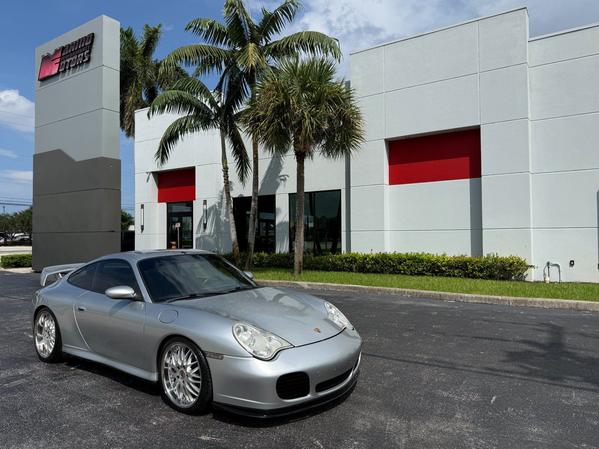 Used 2002 Porsche 911 Carrera 4S AWD/4WD image 1