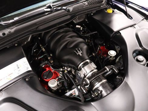 Used 2014 Maserati GranTurismo Sport RWD image 15