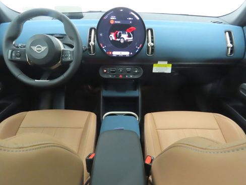 New 2025 MINI Cooper Countryman SE w/ Comfort Package Max image 14