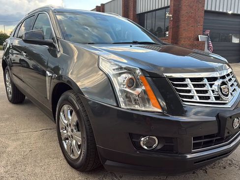 Used 2015 Cadillac SRX Luxury w/ Driver Awareness Package AWD/4WD image 7