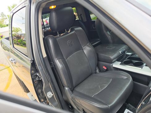 Used 2010 Dodge Ram 1500 Truck Laramie AWD/4WD image 16