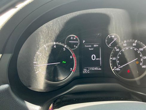 Used 2020 Lexus GX 460 Luxury w/ Off Road Package AWD/4WD image 20