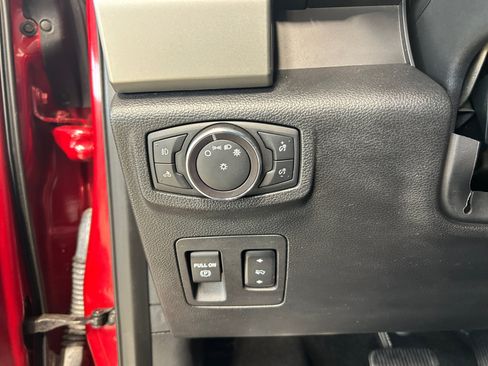 Used 2020 Ford F150 Lariat AWD/4WD image 18