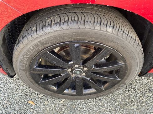 Used 2020 Land Rover Range Rover Velar R-Dynamic S image 27