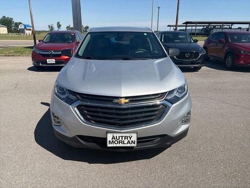 Used 2020 Chevrolet Equinox LS w/ LS Convenience Package FWD image 9