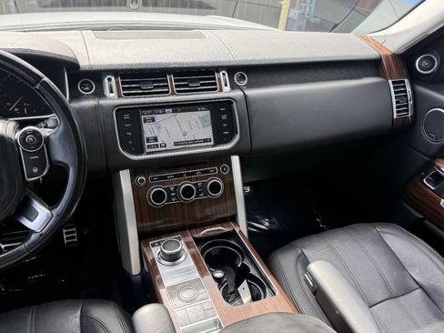 Used 2015 Land Rover Range Rover Supercharged AWD/4WD image 7