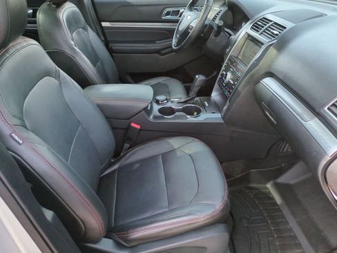 Used 2018 Ford Explorer Sport w/ Equipment Group 401A AWD/4WD image 23