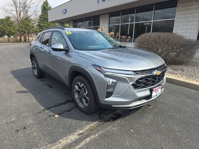 Used 2024 Chevrolet Trax LT w/ Driver Confidence Package
