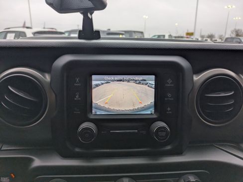 Certified 2021 Jeep Wrangler Sport image 15