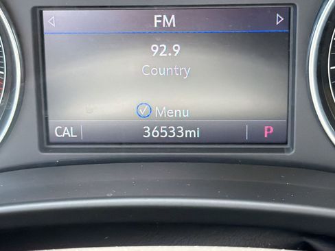 Used 2023 Buick Enclave Essence AWD/4WD image 18