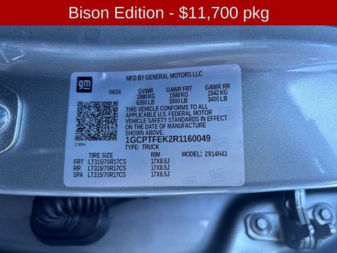 Used 2024 Chevrolet Colorado ZR2 w/ ZR2 Bison Edition image 29