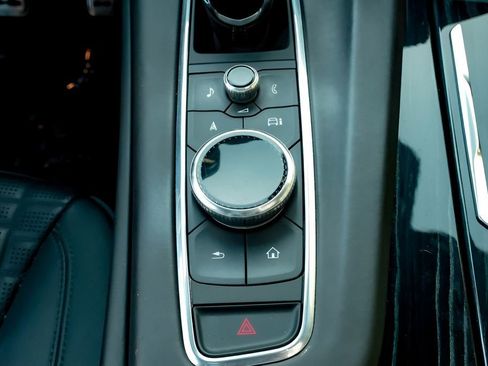 Used 2023 Cadillac Escalade ESV V AWD/4WD image 52