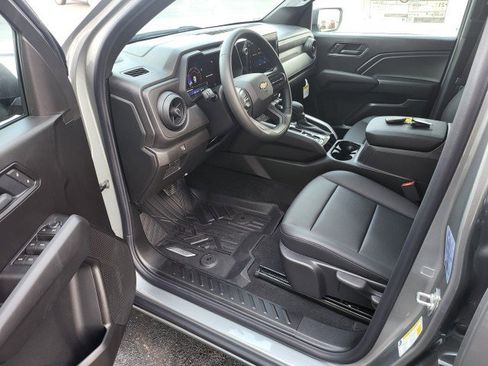 New 2026 Chevrolet Colorado W/T image 5