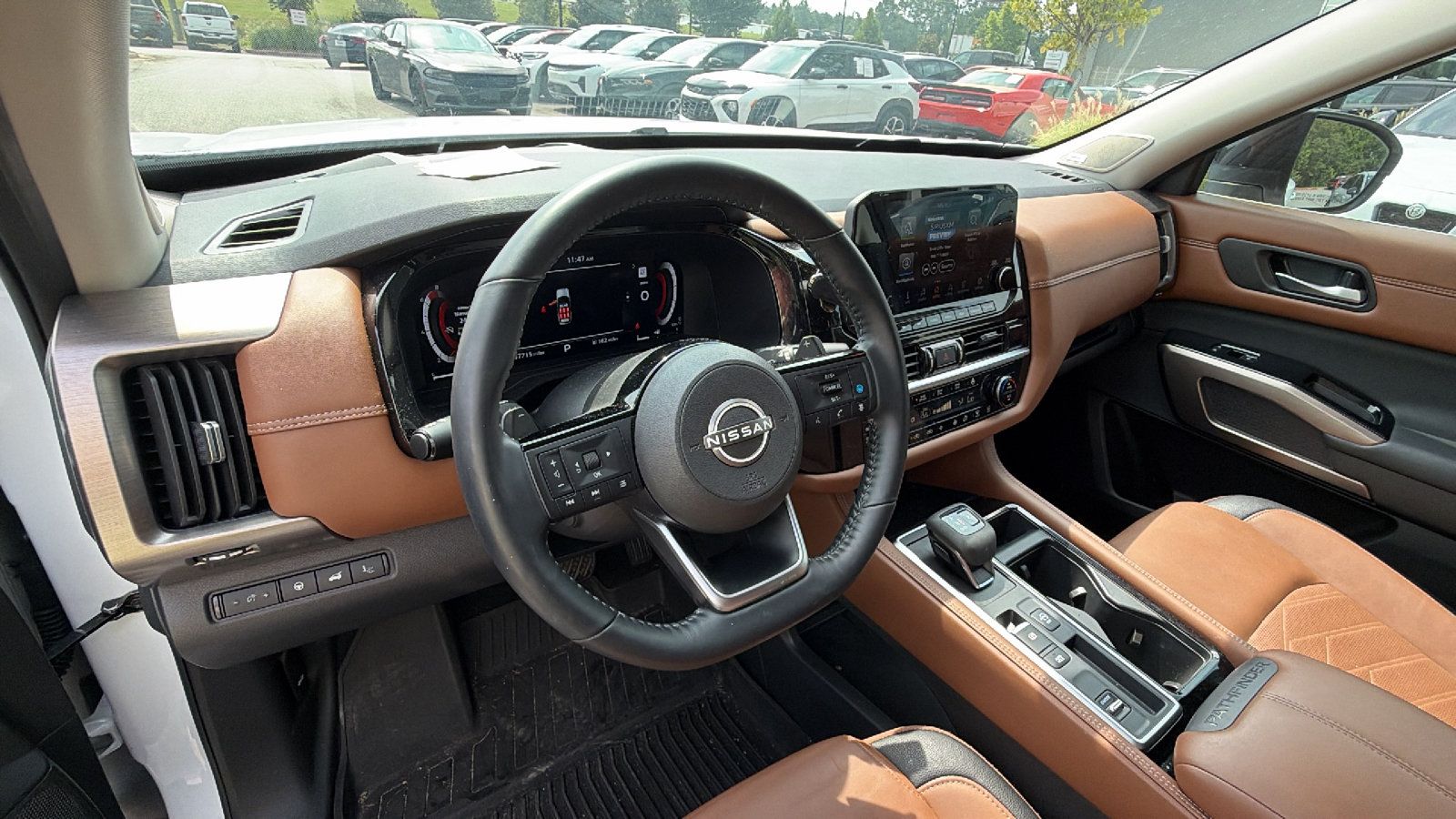 Used 2025 Nissan Pathfinder Platinum w/ Cargo Package FWD image 28