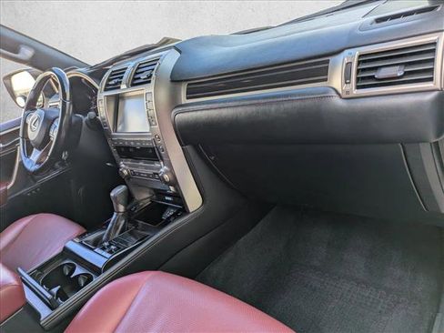 Used 2021 Lexus GX 460 Premium image 23