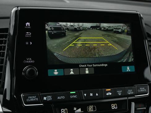 Used 2023 Honda Odyssey EX-L image 17