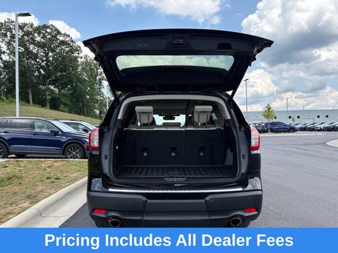 Certified 2025 Subaru Ascent Limited w/ Popular Package #1 AWD/4WD image 11