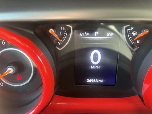 Used 2018 Jeep Wrangler Unlimited Sport S image 24