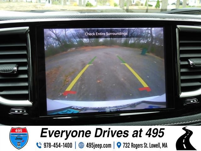 Used 2023 Chrysler Pacifica Touring-L FWD image 31